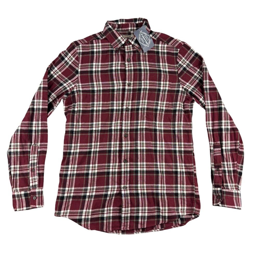 St. John's Bay Shirt Men's Small Red Long Sleeve Button Down Super Soft Flannel